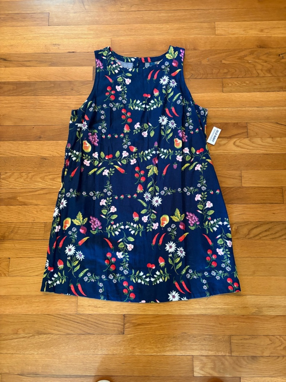 NWT Old Navy Sleeveless Shift Dress